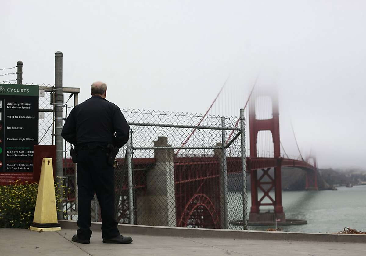 Golden Gate bridge climber in custody