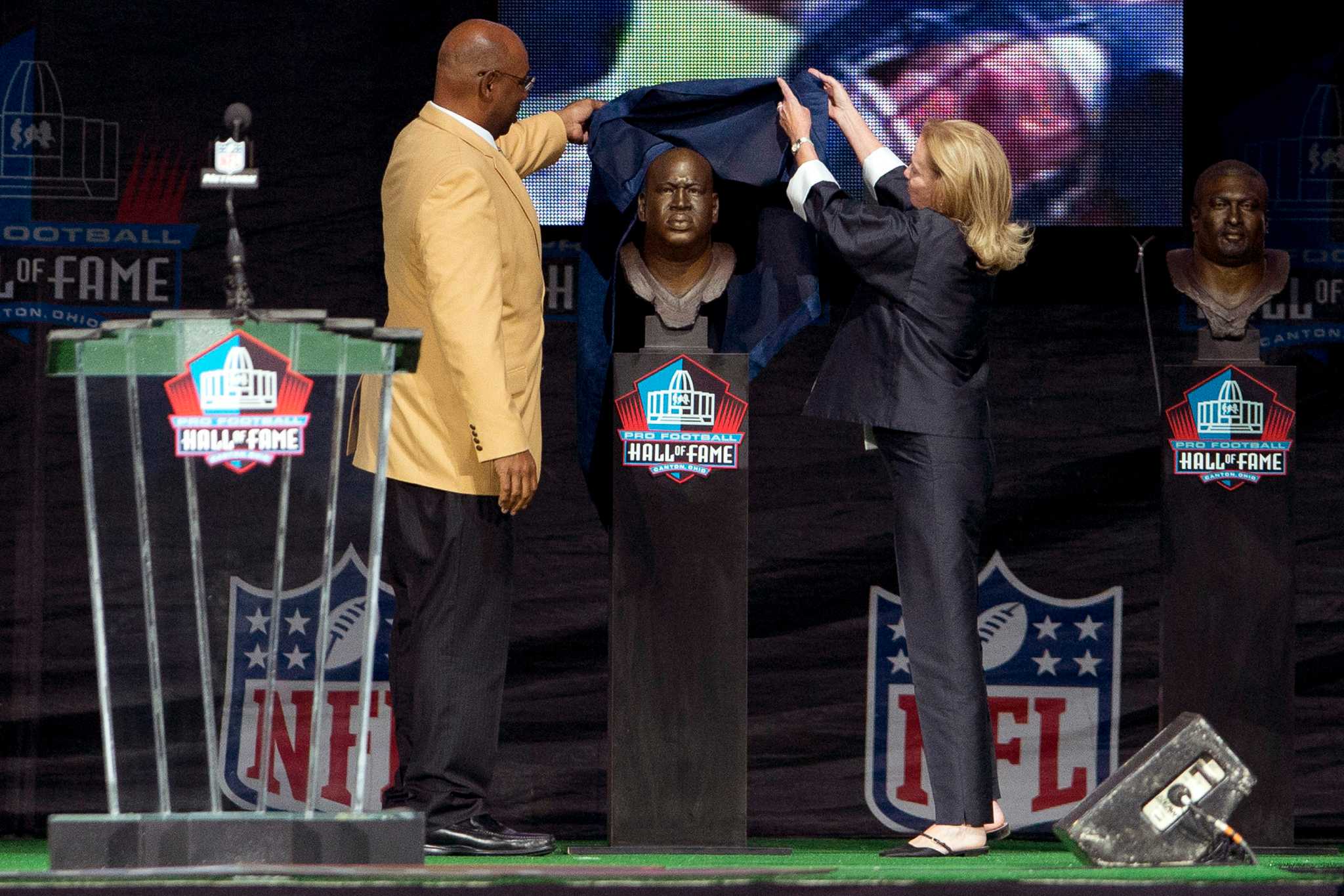 Quiet Cortez Kennedy finally gets his Hall moment