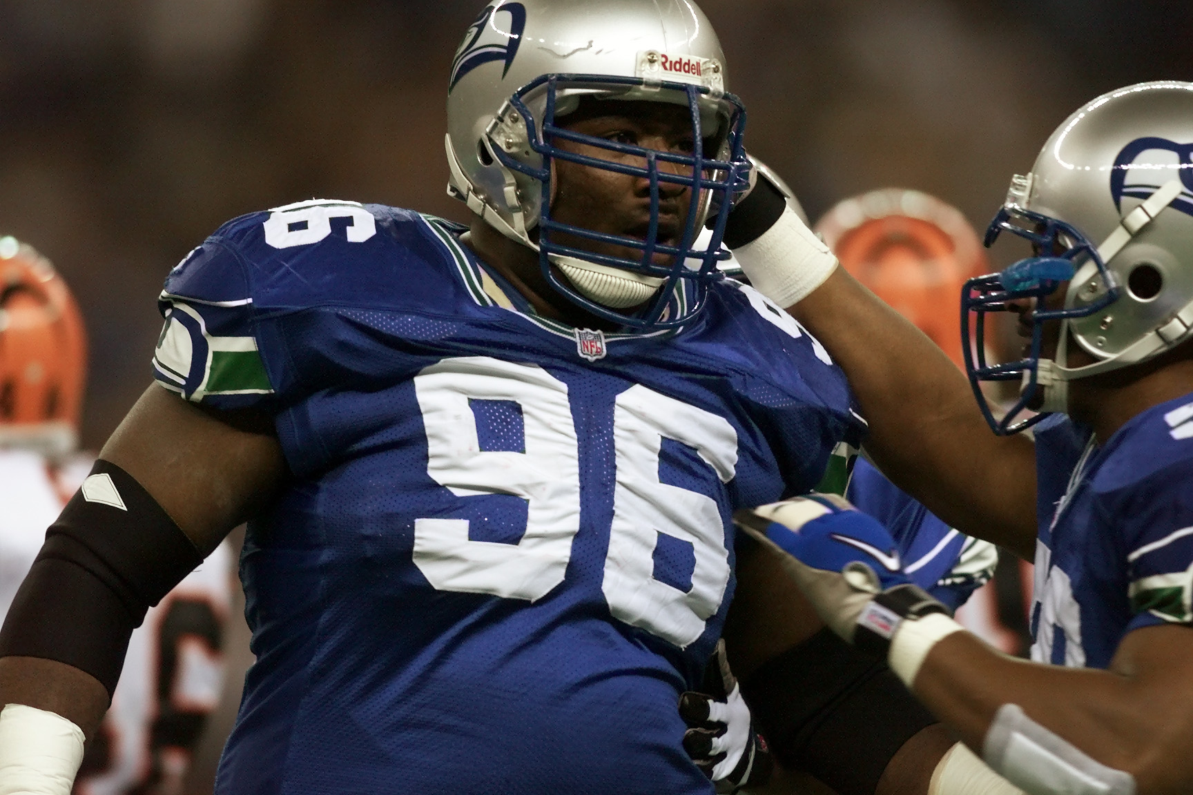 Seahawks Hall of Famer Cortez Kennedy dead at 48