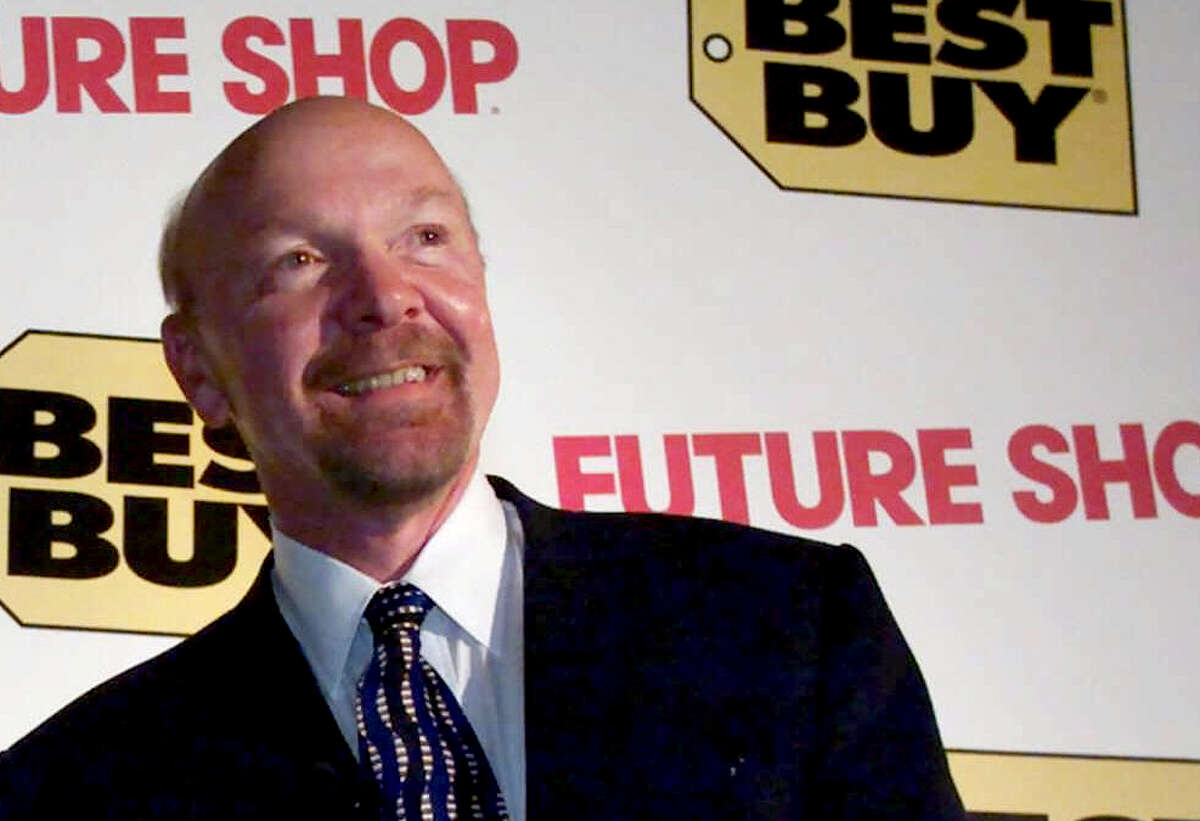 Best buy founder dick schulze gives advice to young entrepreneurs