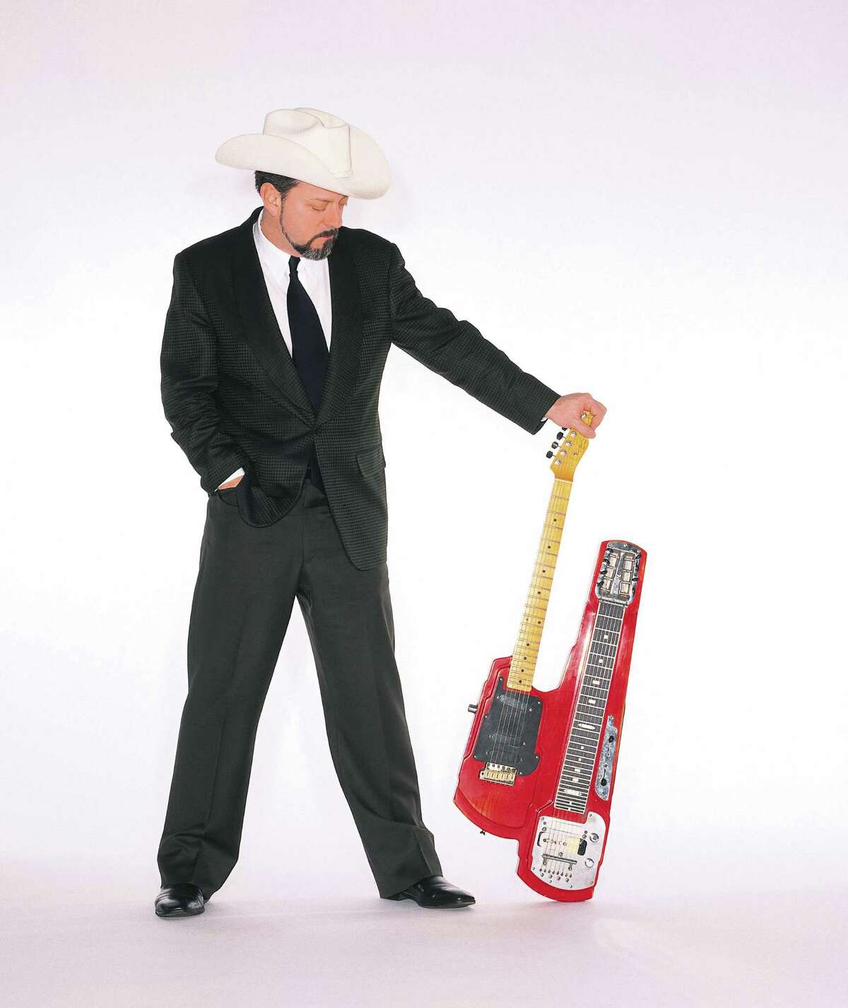 Country singer Junior Brown needs your help finding his 'guit-steel'