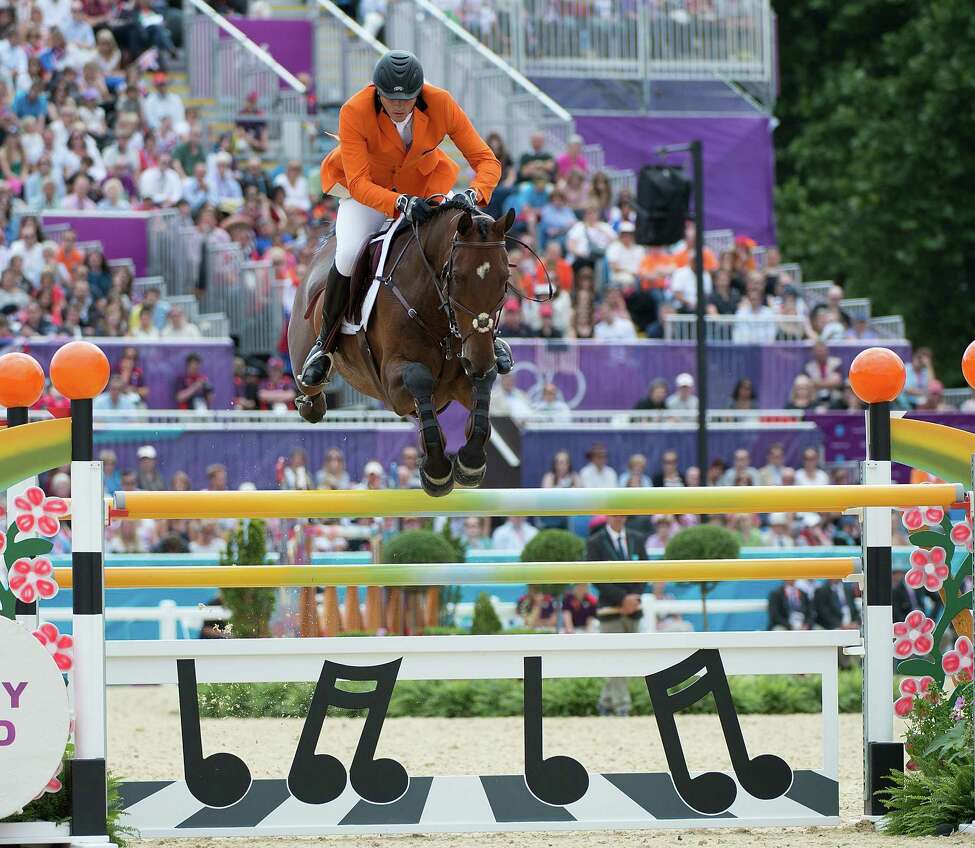 Equestrian: Show jumping