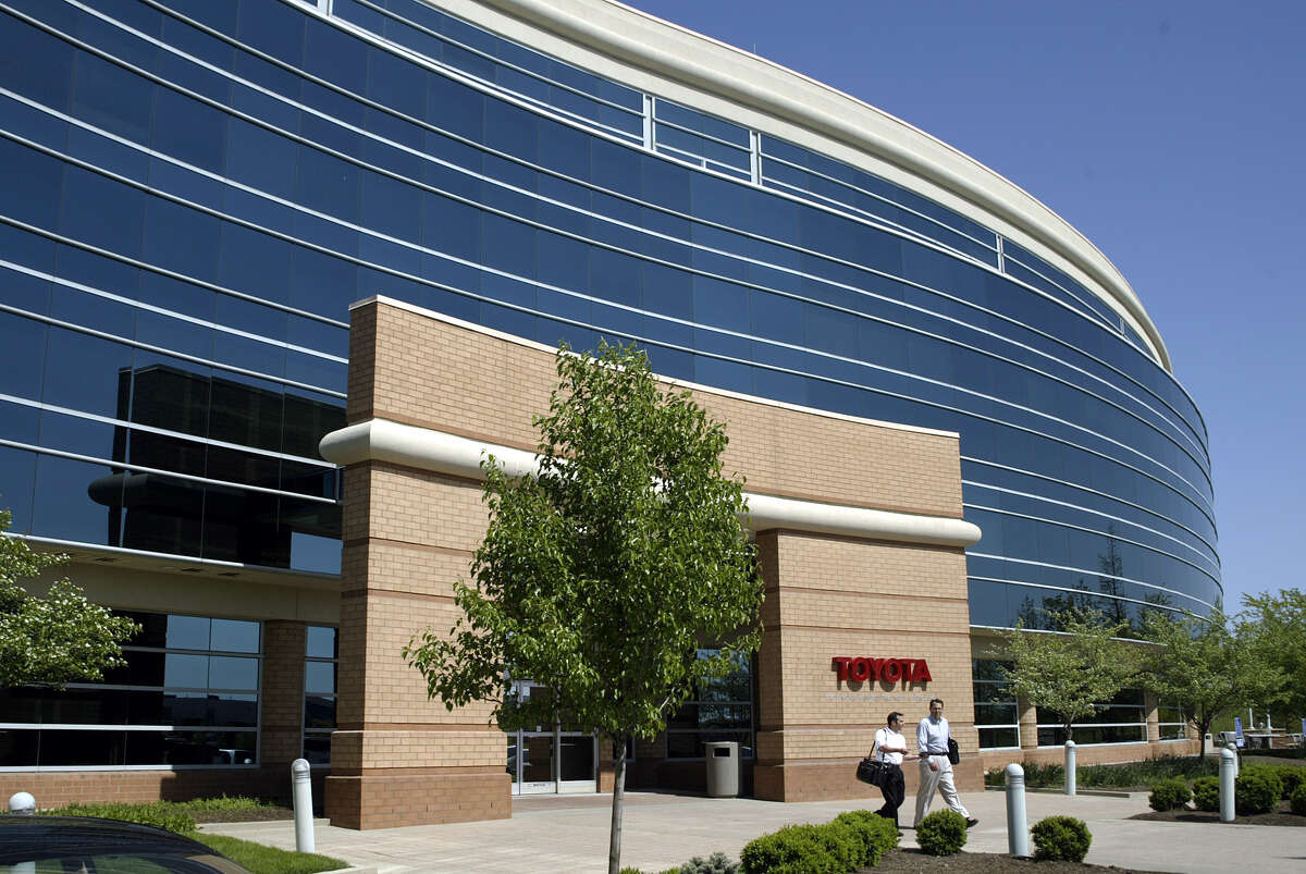 Toyota exec sees more manufacturing in N. America