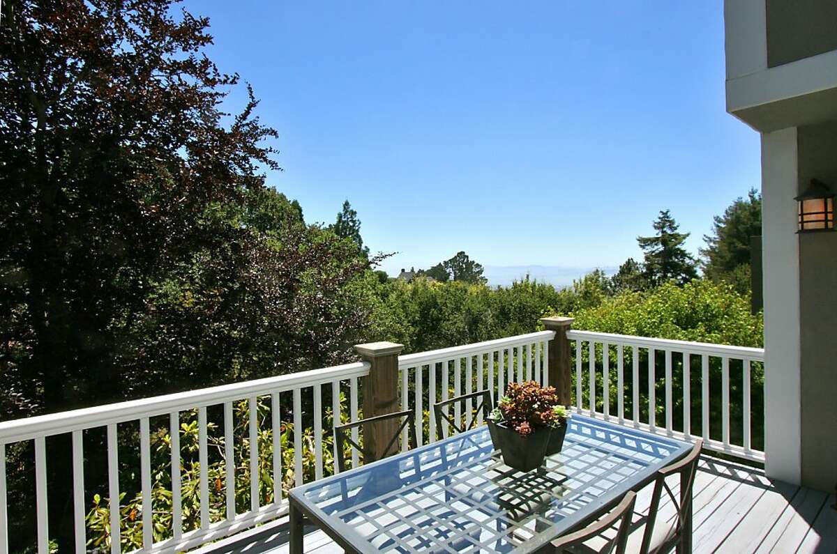 Spacious Tudorstyle home in Berkeley hills