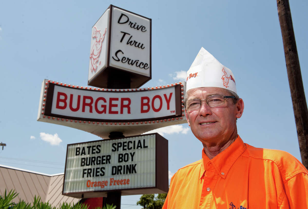 20 things to know about Burger Boy, a San Antonio burger icon