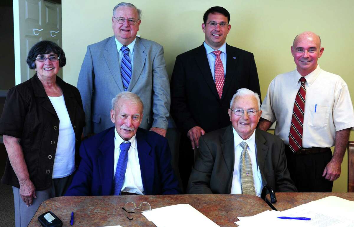 Mayors Of Milford, Past And Present, Gather For Rare Meeting