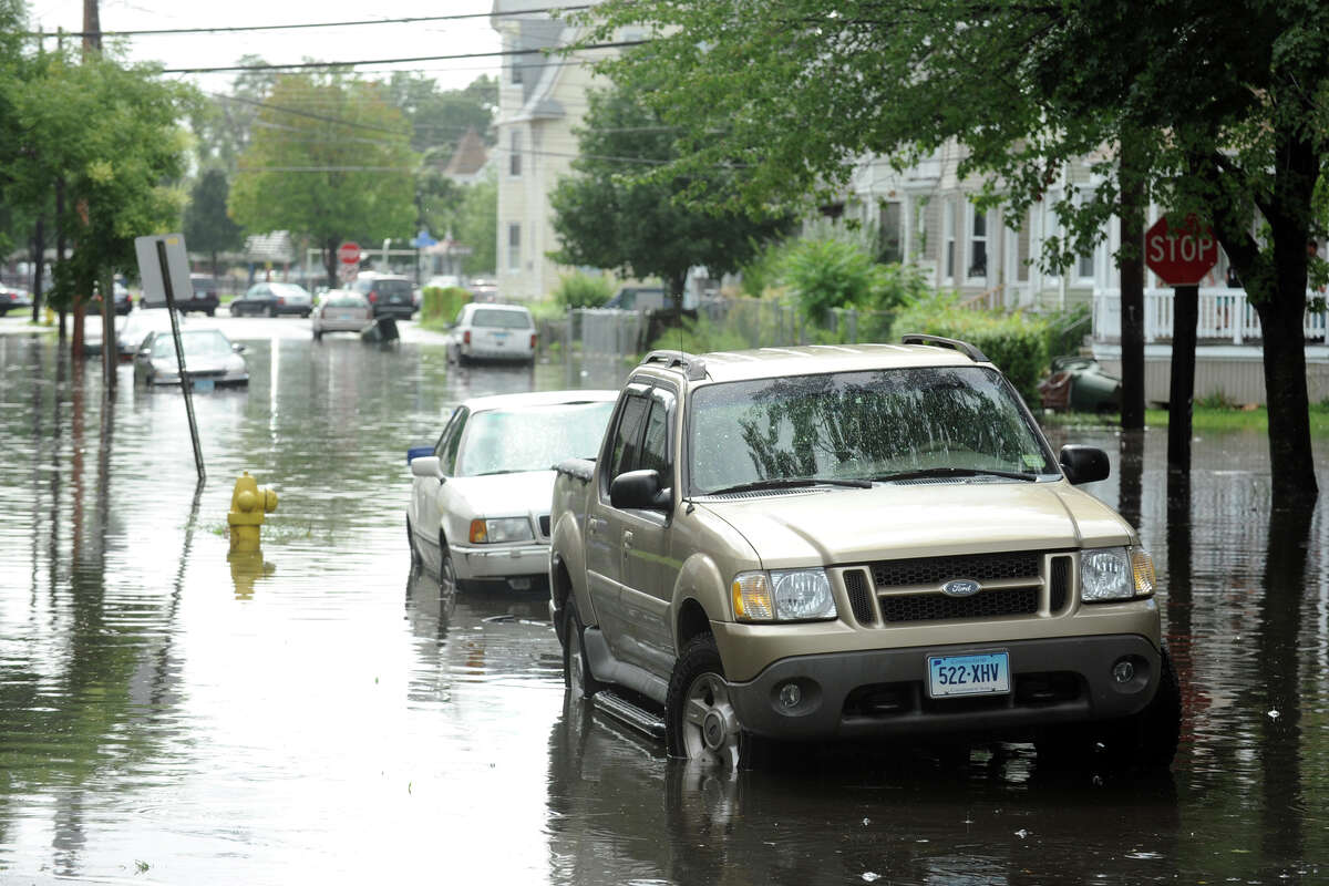 Storm knock out power for thousands