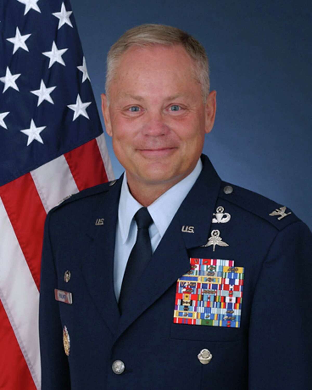Air Force training commander amid Lackland sex scandal image