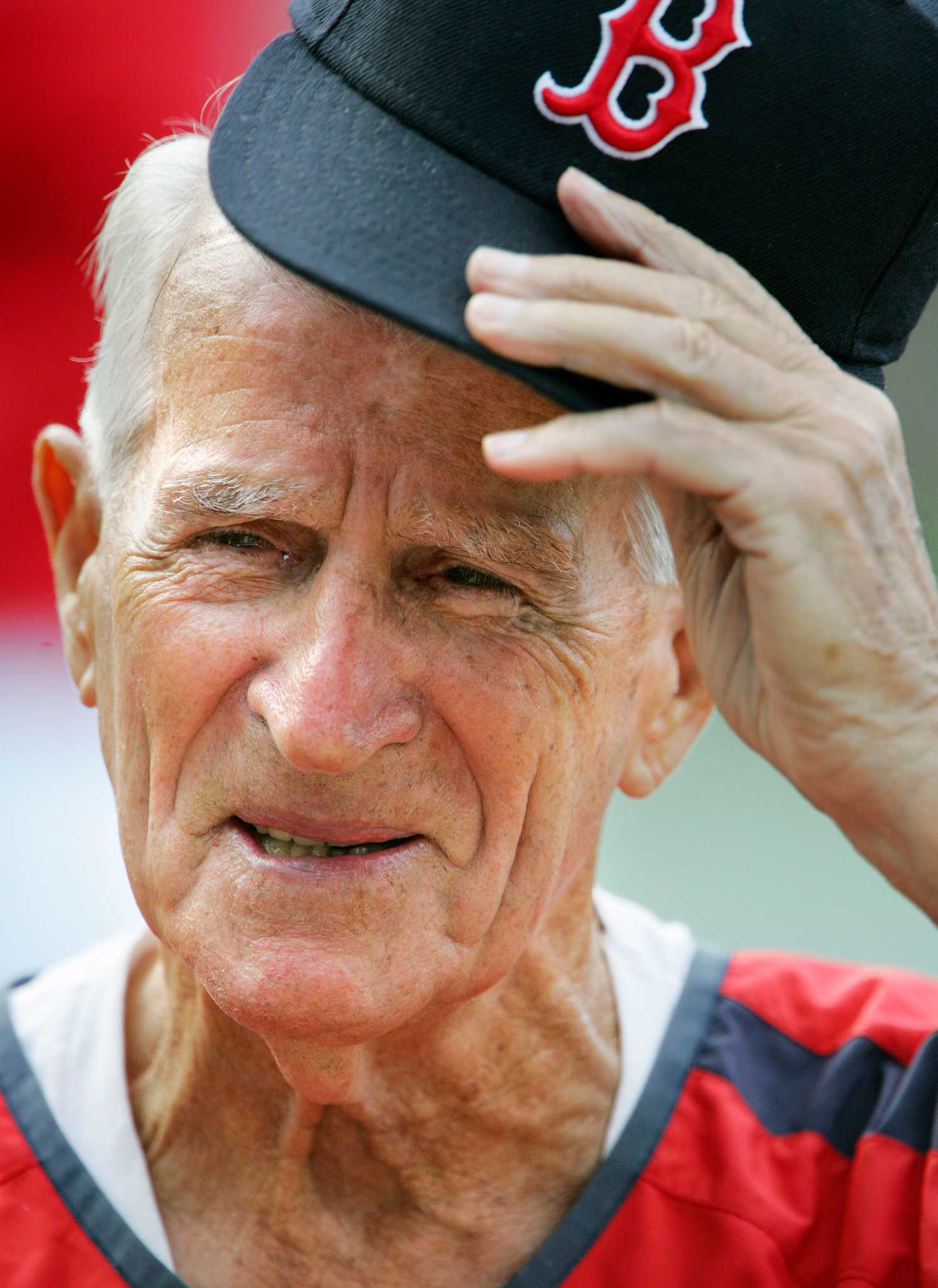 Boston Red Sox Legend Johnny Pesky Passes Away At Age 92 - SB
