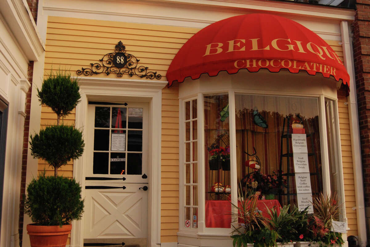 Belgique Chocolatier, located on Elm Street, will close its doors in the fall. Owner and chef Pierre Gilissen said he has accepted a job in Washington, D.C., where he will serve as the manager and comptroller of the British ambassadorís residence.