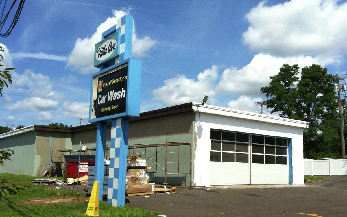 Russell Speeder's rolls into vacant Villa Ave. car wash site