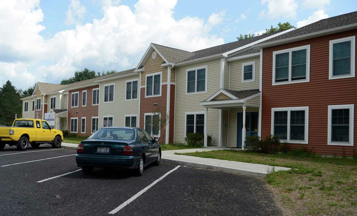 Housing authority fined for asbestos job