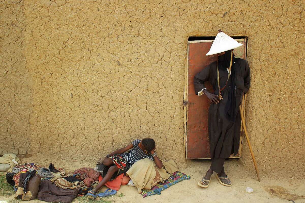 Sale of Niger nomad's last camel is sign of despair