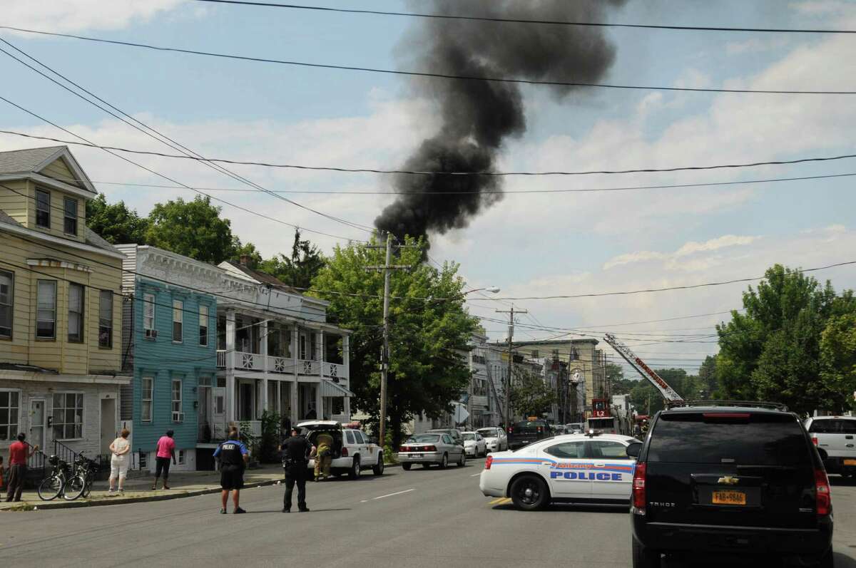 Albany fire stirs city neighborhood