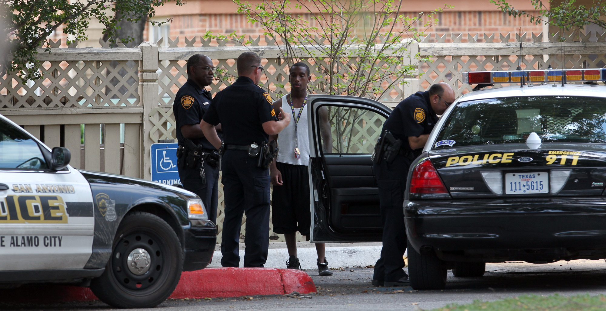 Woman accused of stabbing boyfriend