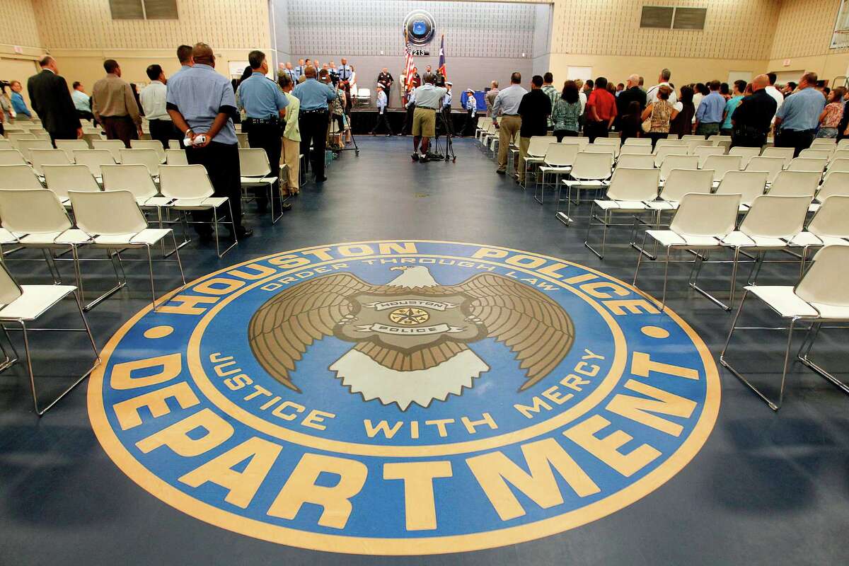 Houston Police Academy Honors Outstanding Performances Houston Police Academy Honors Outstanding Performances