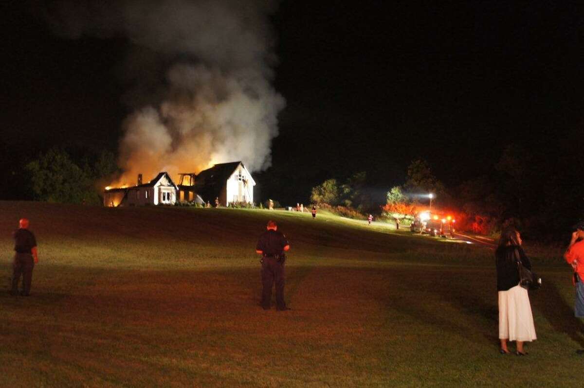 Blaze destroys rural residence