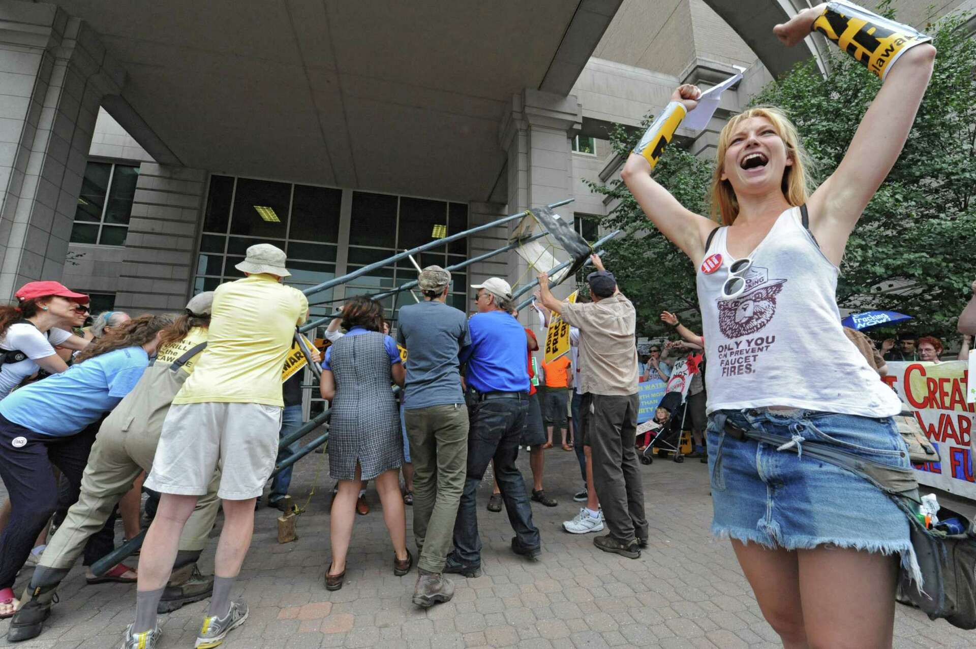 Hundreds march in opposition to fracking