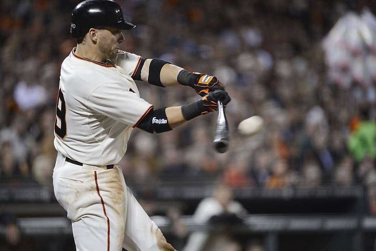 Marco Scutaro gives SF Giants a lift