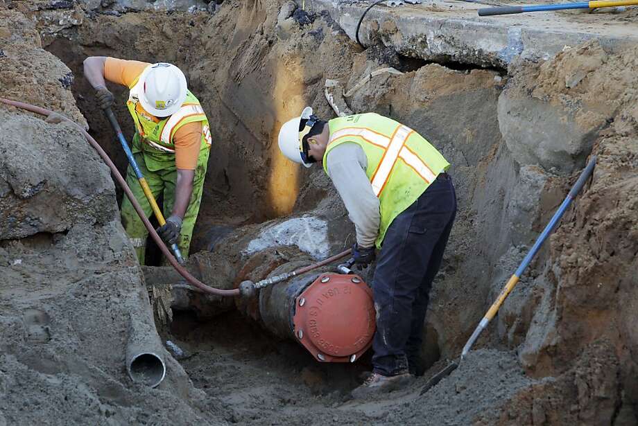 Broken Water Main Floods School In S.f. - Sfgate