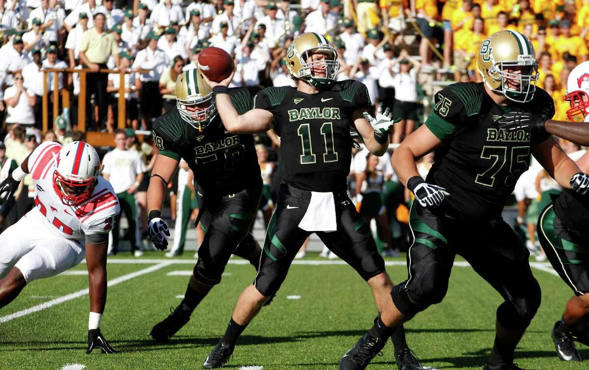 Baylor quarterback Nick Florence (11) passes from the pocket against Southern Methodist during the first half of an NCAA college football game in Waco, Texas, Sunday, Sept. 2, 2012. (AP Photo/LM Otero)