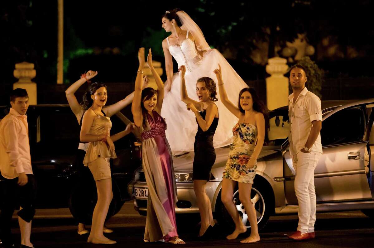 Bride stealing custom all the rage in Bucharest