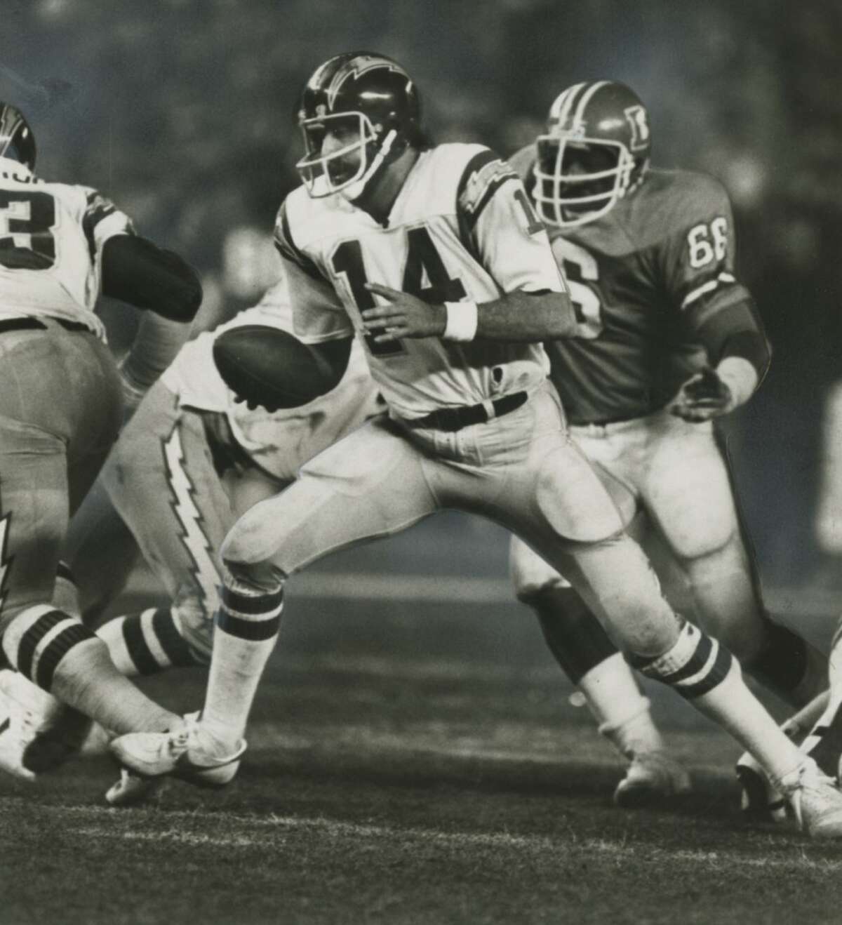 From Bob St. Clair to Dan Fouts, these are the SF football stars we'd like  to see play