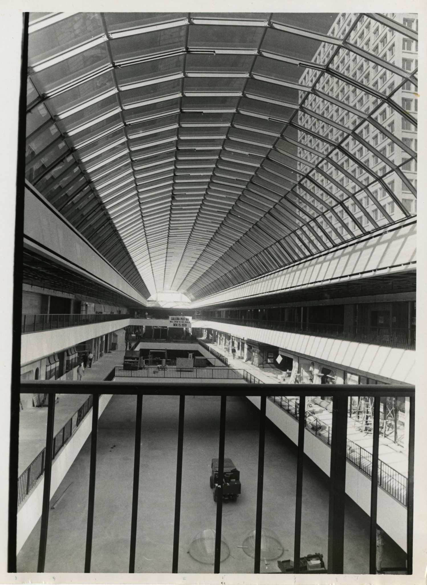 A look back: Galleria's opening caught world's eye