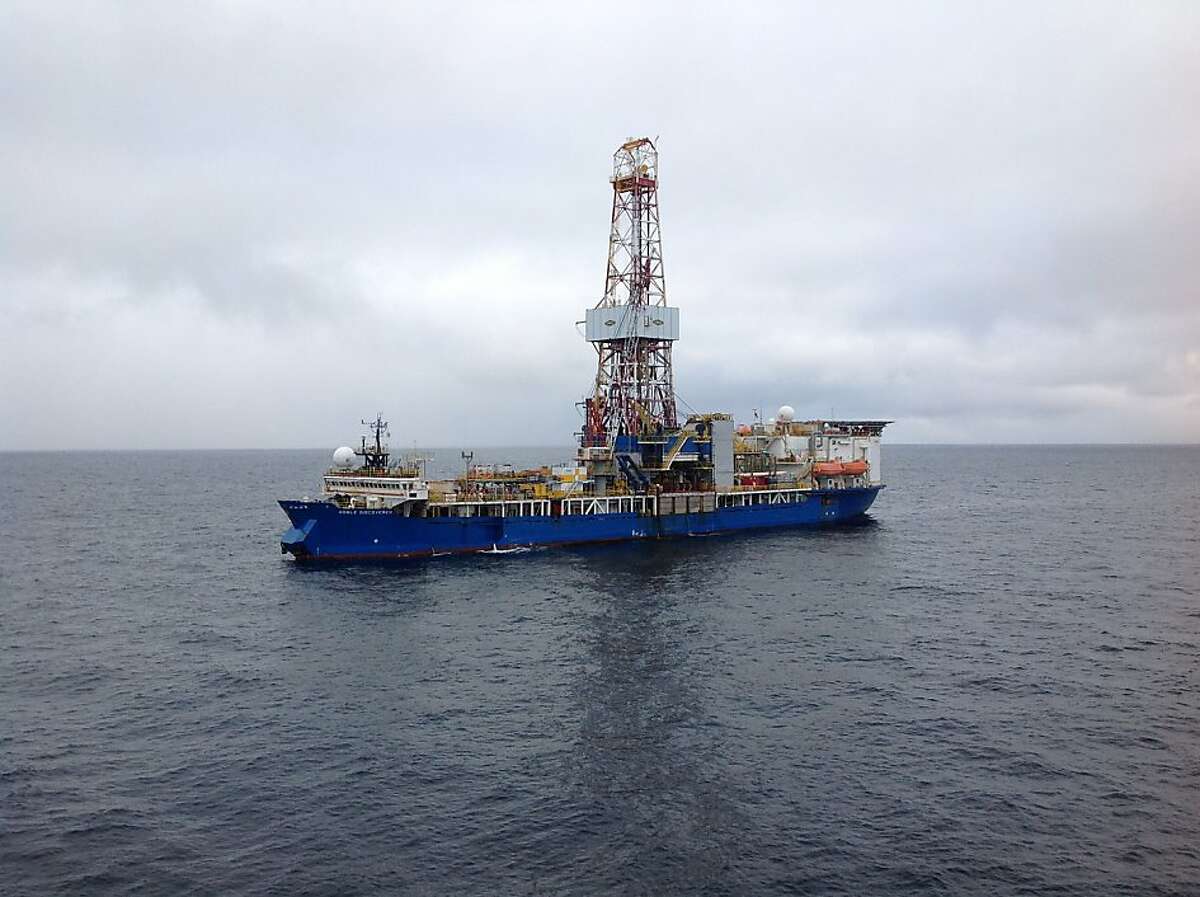 The Noble Discoverer prepares for its initial Chukchi Sea drilling operation.