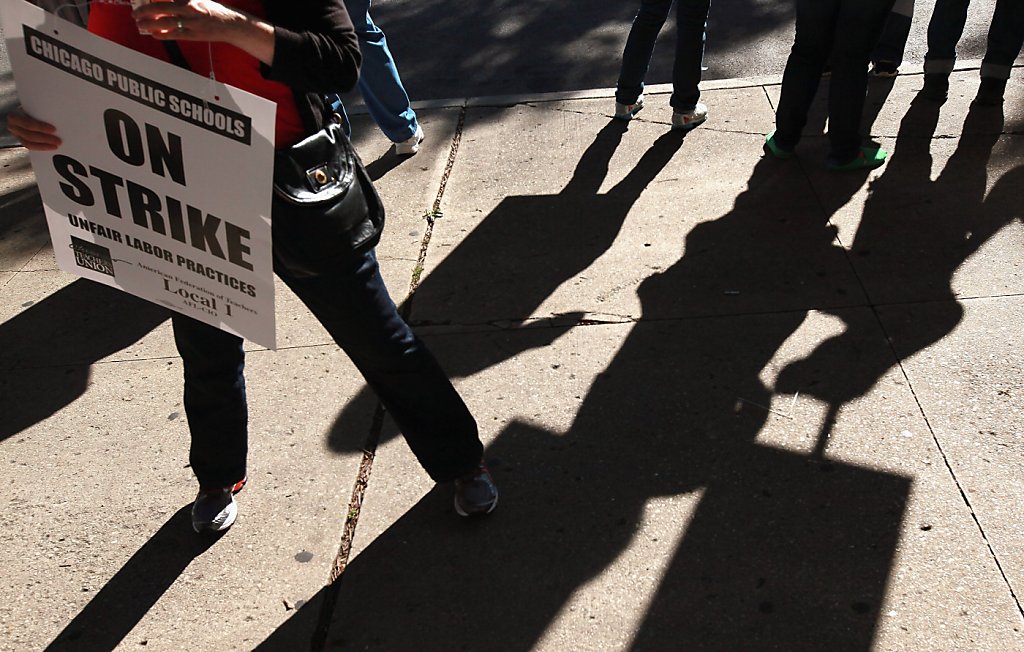 chicago-teachers-walk-off-the-job