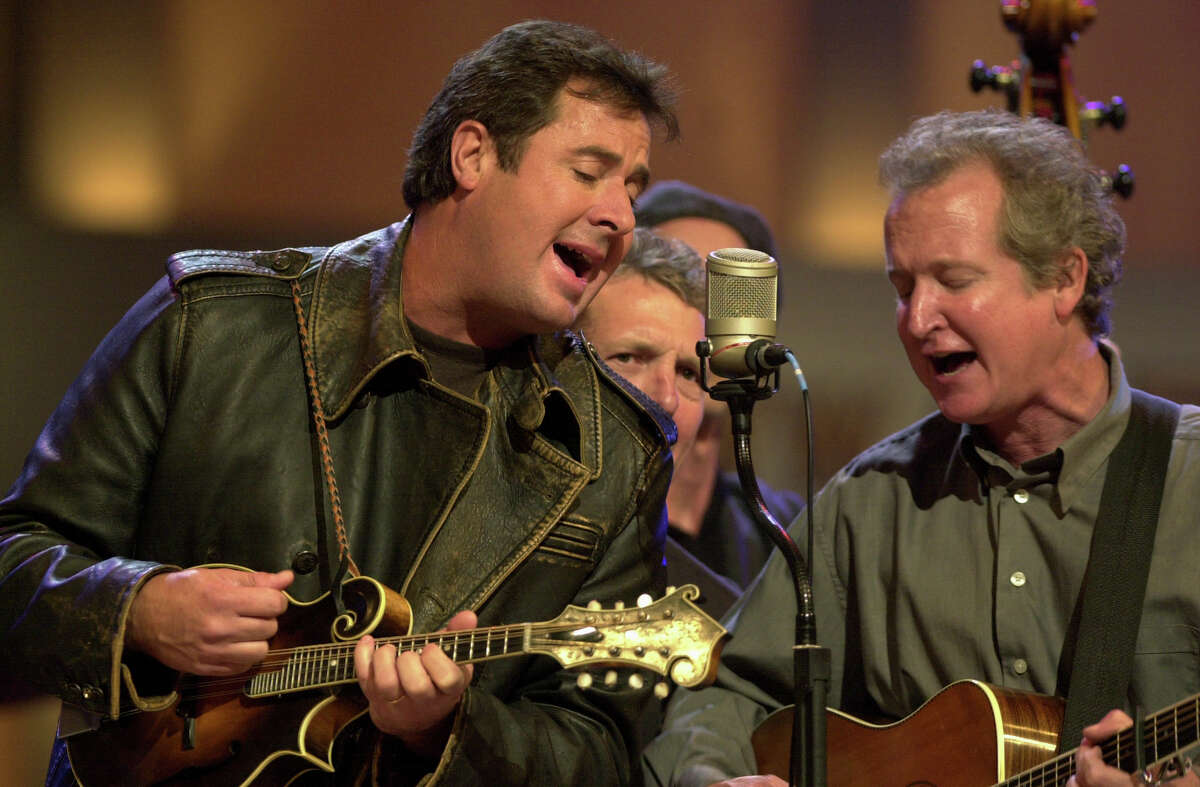 Busy Vince Gill heads to Majestic