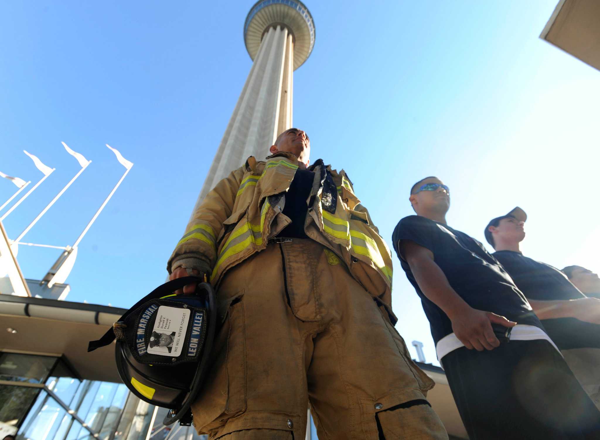 9/11 anniversary brings tribute to firefighters