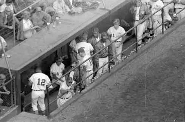 1969 Seattle Pilots Team Photo / Sicks' Stadium Avis