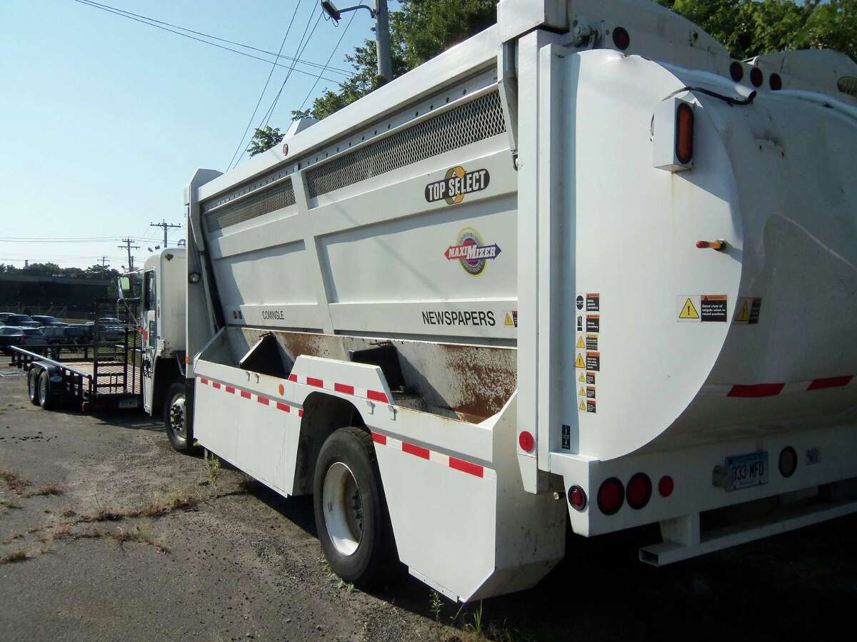 New home sought for 4 DPW recycling trucks