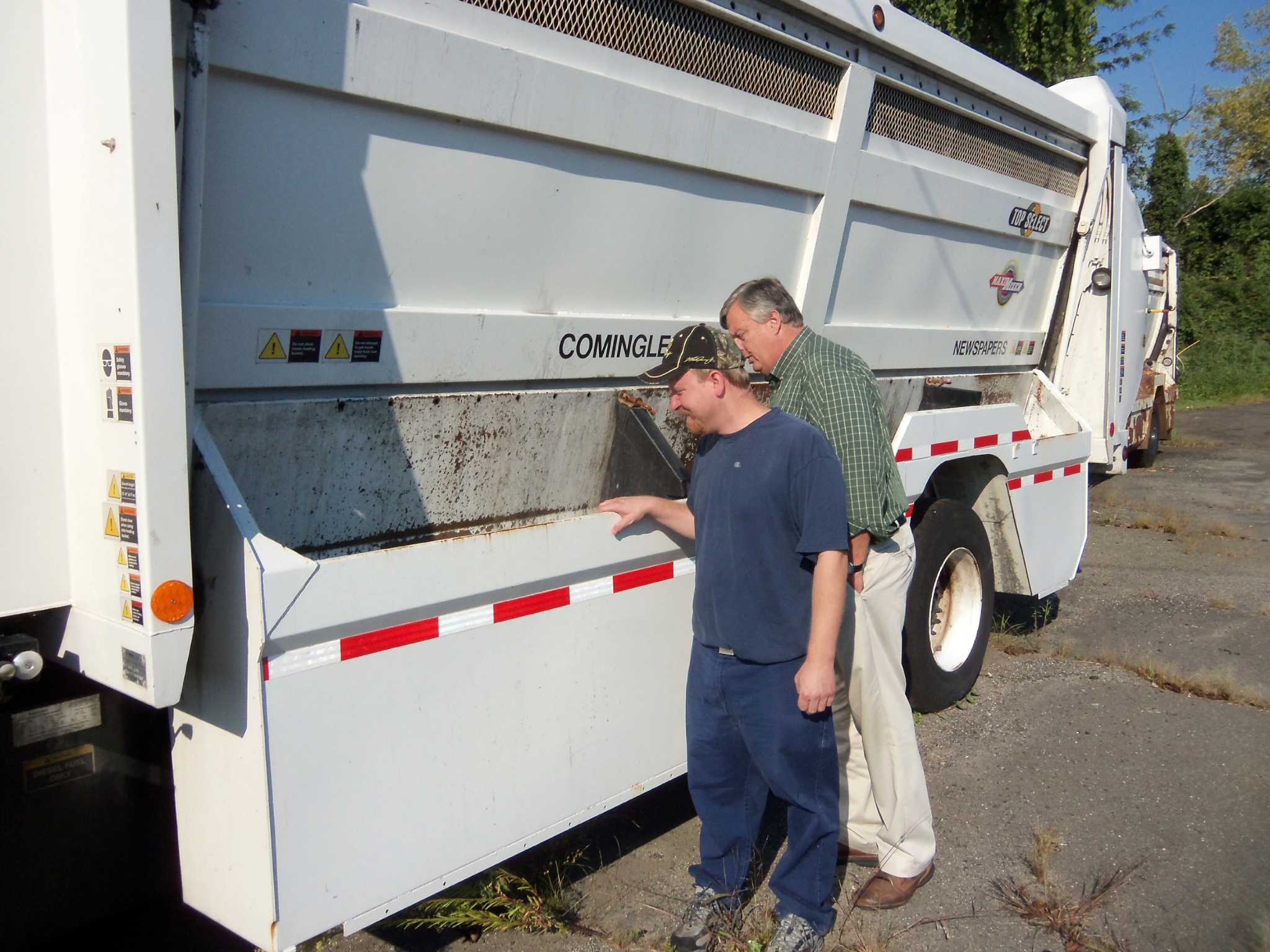 New home sought for 4 DPW recycling trucks