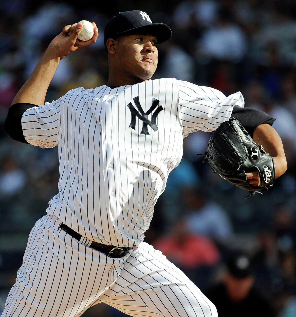 Yanks' Nova returns to earn win