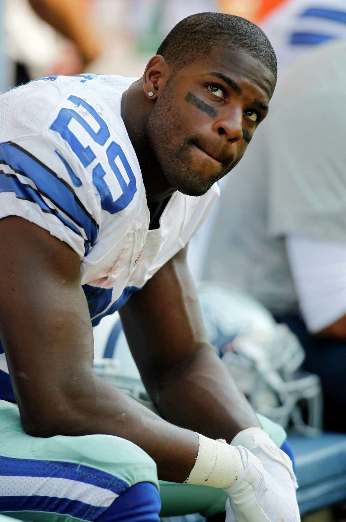 Dallas Cowboys running back DeMarco Murray last played Oct. 14 vs. Baltimore, when he sprained his right foot in the first half and has missed six straight games as of Nov. 27, 2012.