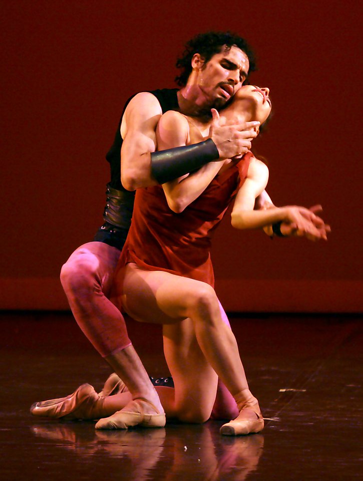 Carlos Molina highlights new ballet 'Fausto'