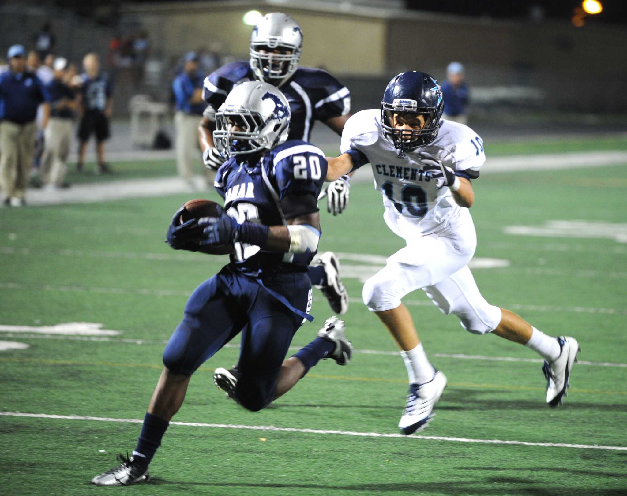 Football Mustangs take aim at La Marque