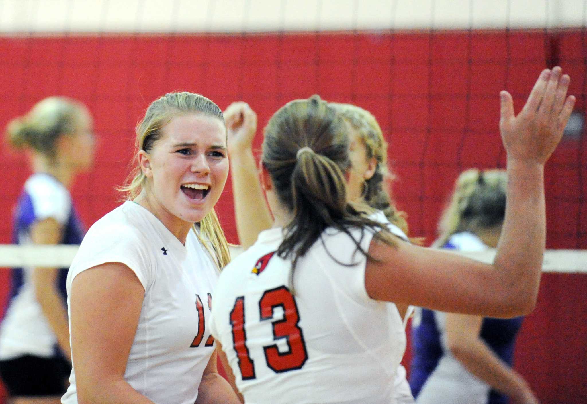 Greenwich volleyball sweeps Westhill