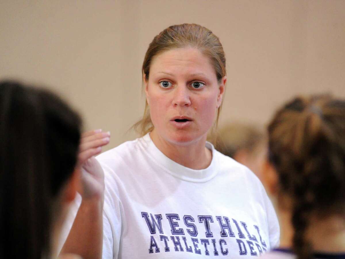 Greenwich volleyball sweeps Westhill