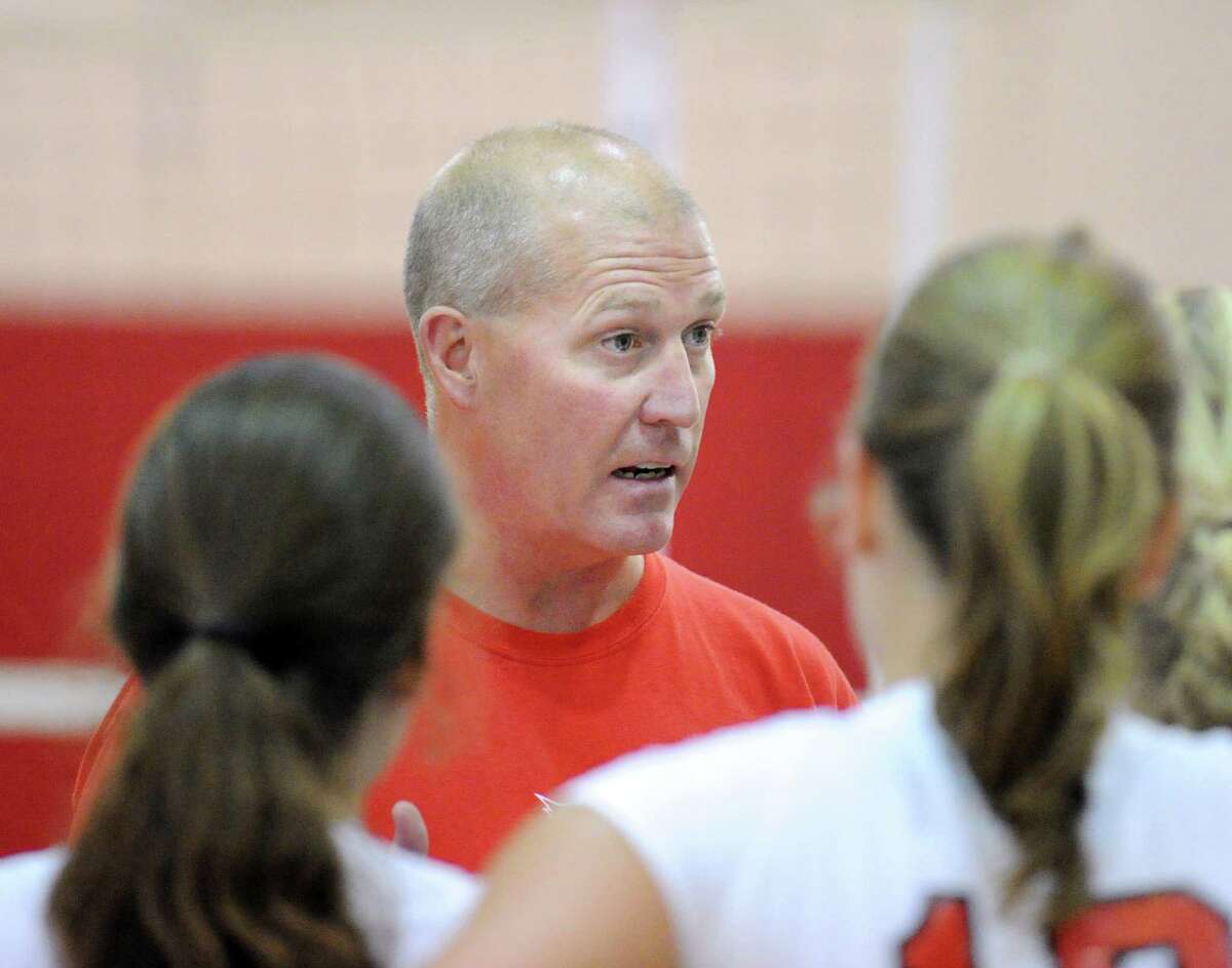Greenwich volleyball sweeps Westhill