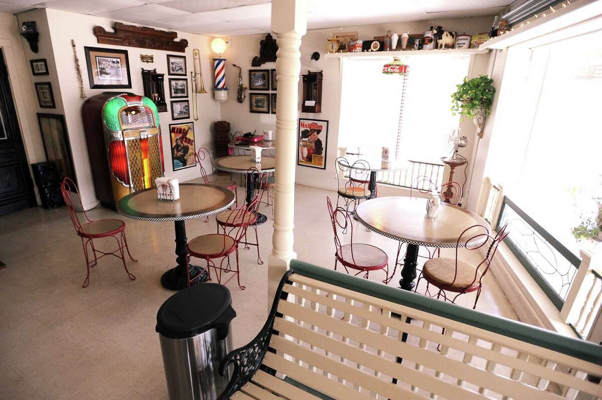 cat5 Port Neches Avenue is getting a quirky, artistic facelift