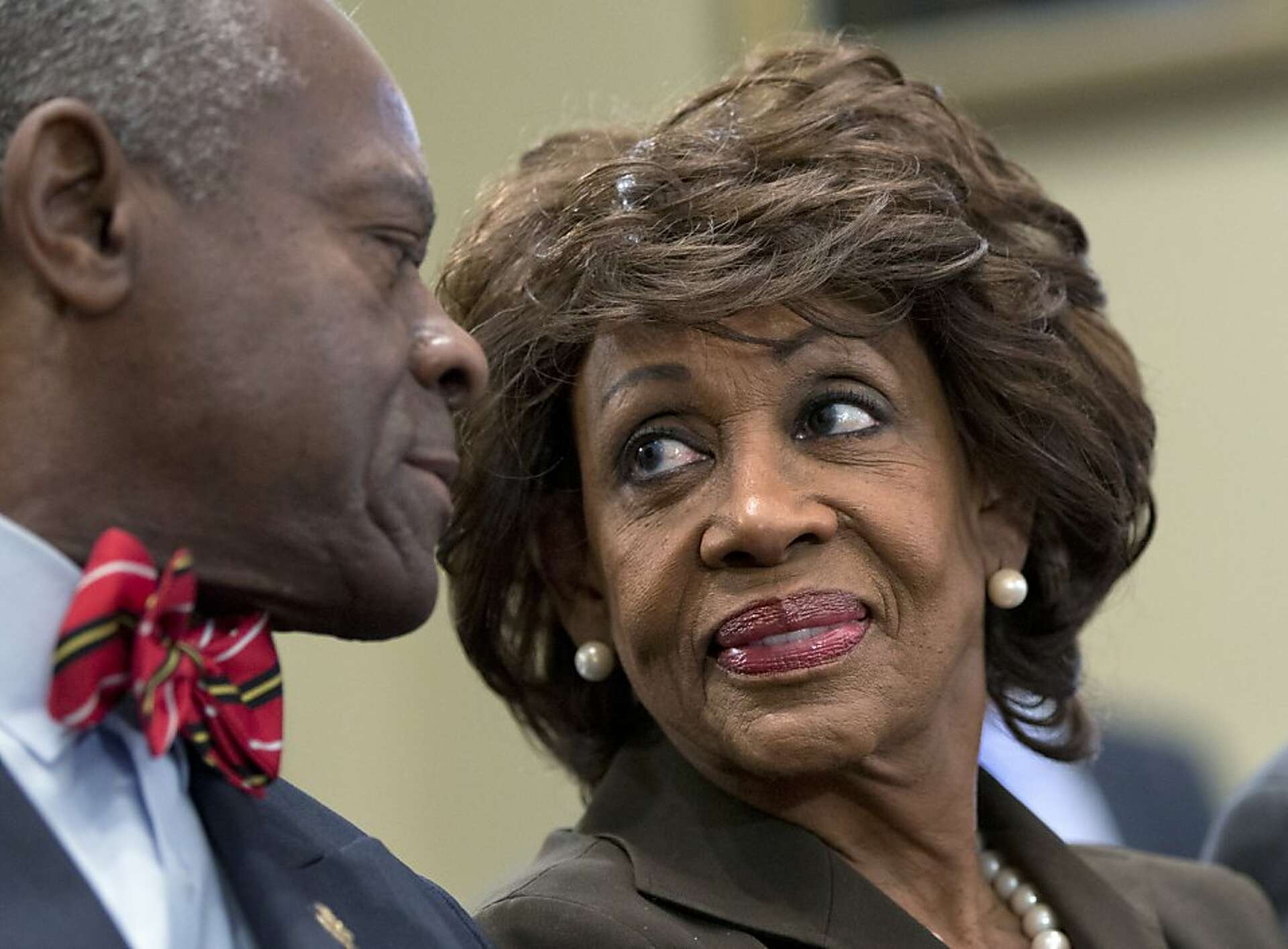 Maxine Waters cleared by ethics investigator