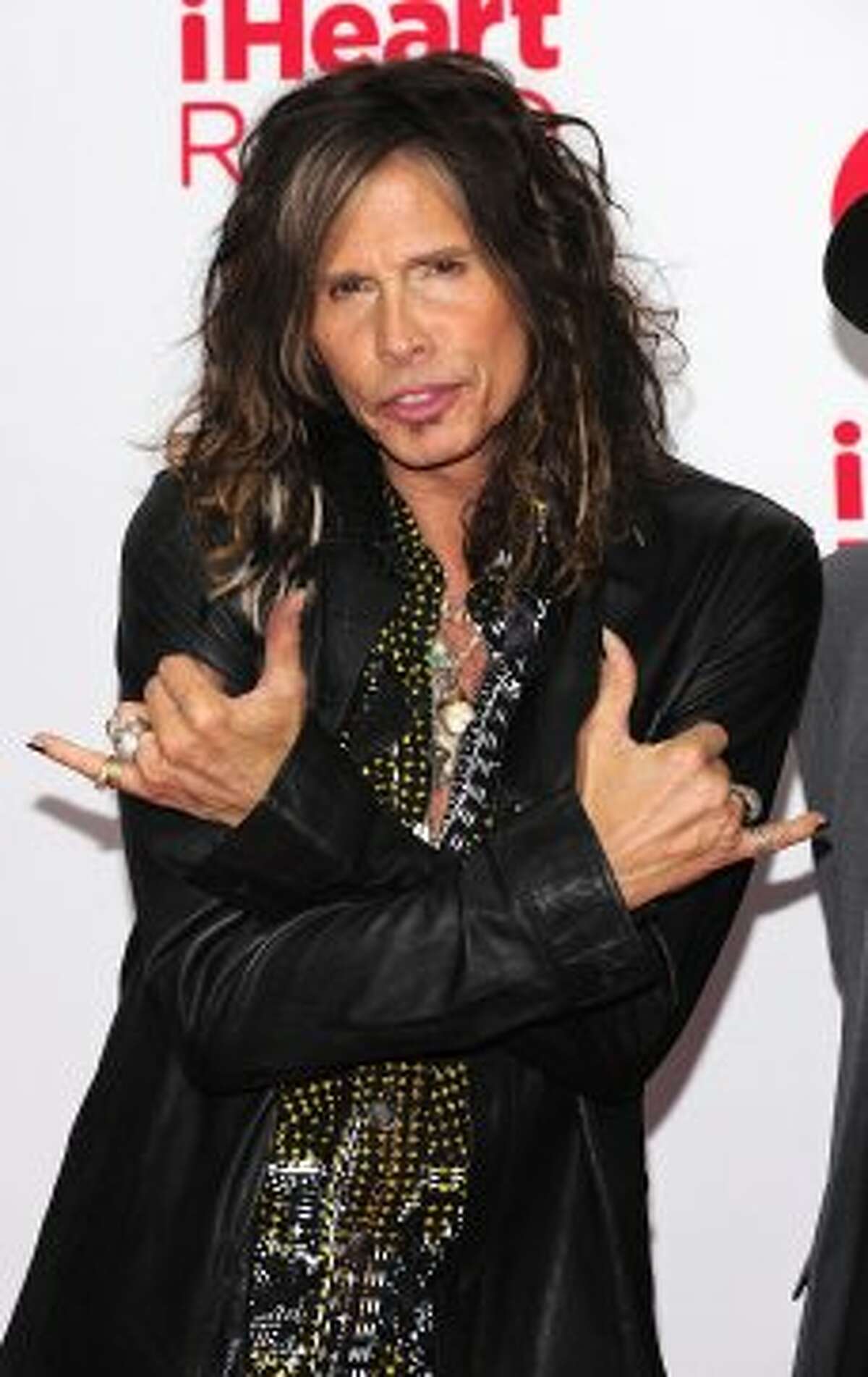 Hawaiis Proposed Steven Tyler Act Protects Stars From Paparazzi