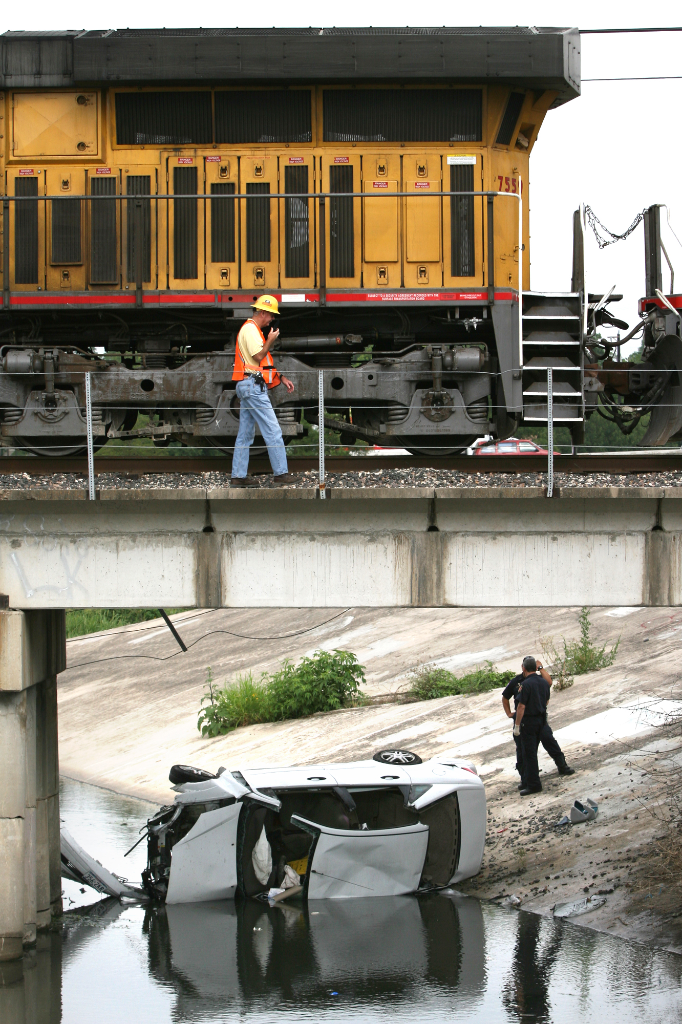 Attorneys say railroad ignored crossing complaints