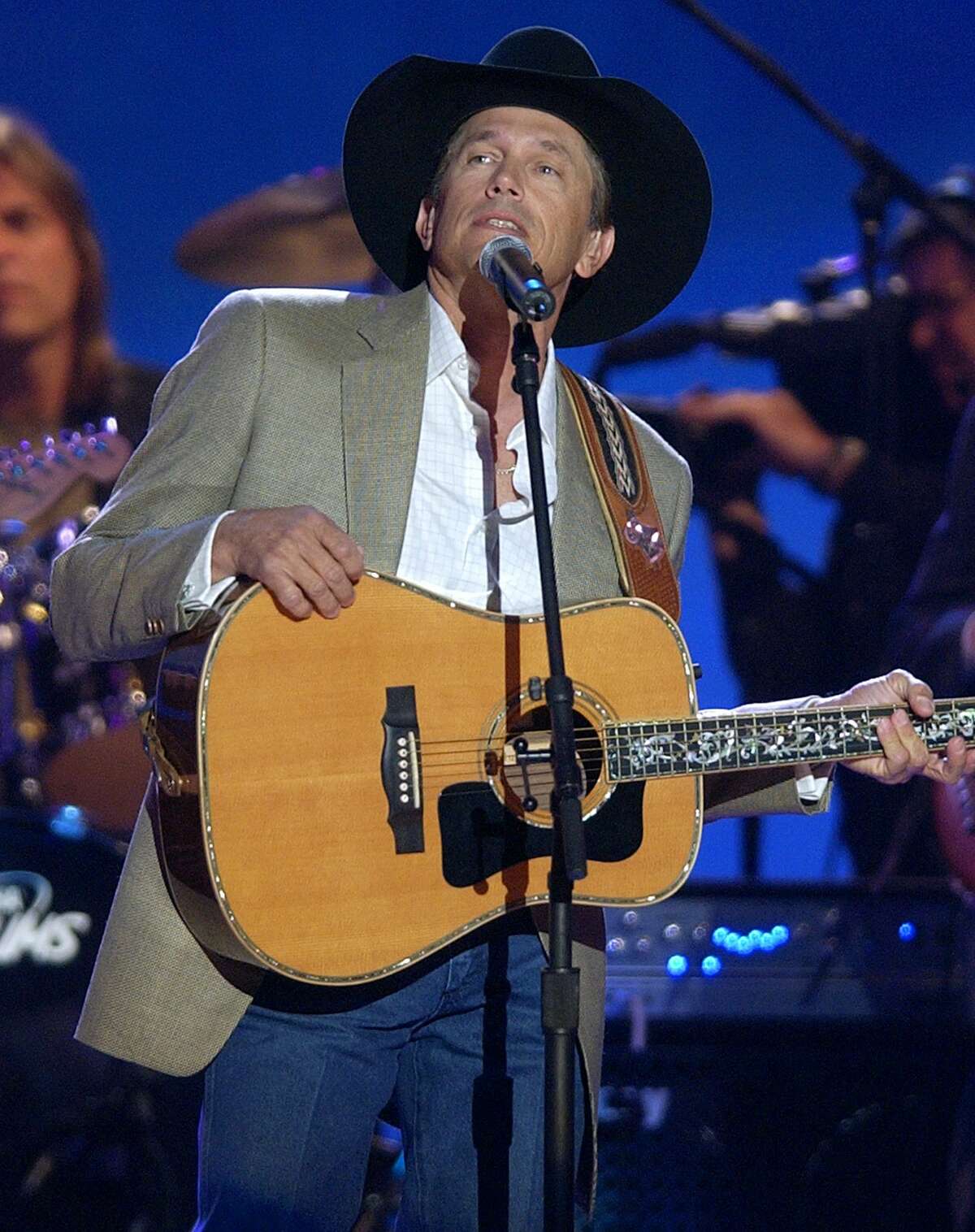 George Strait to debut new song on ACM Awards