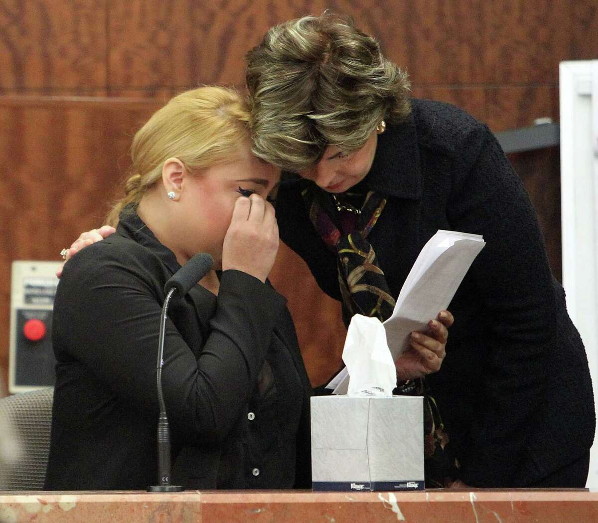 Darlene Luna left, reads her victim impact statement as her attorney Gloria Allred right, in Judge Maria Jackson right, 339th District Criminal Court Thursday, Sept. 27, 2012, in Houston. The Los Angeles Lakers Jordan Hill plead no contest to misdemeanor charge to an assault of a family member in Luna's case. ( James Nielsen / Chronicle )
