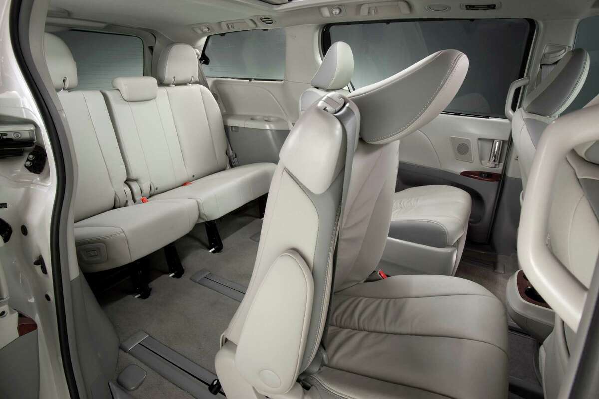 Toyota Sienna Captains Chairs