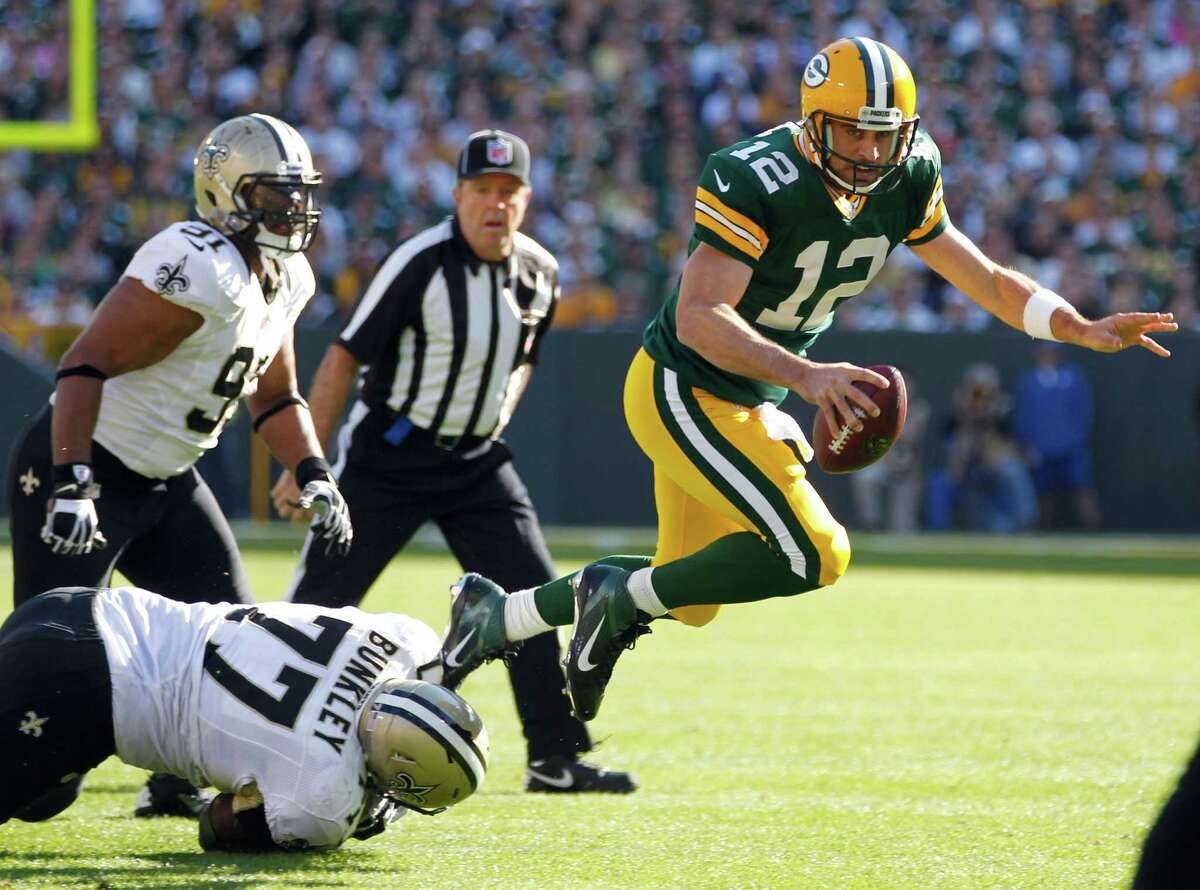 Rodgers bests Brees as Packers roll past Saints on Sunday Night Football, NFL